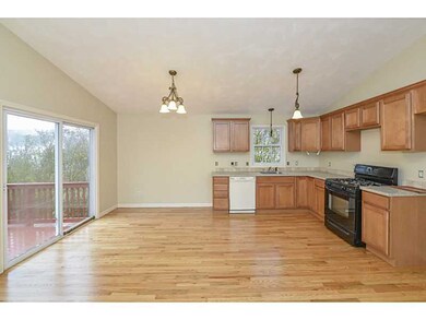 17 Channing St, Warwick, RI 02889 - photo 3