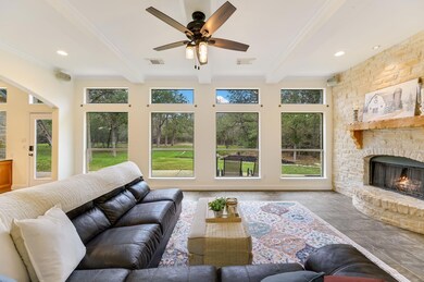 136 Sam Houston Dr, Bastrop, TX 78602 - photo 3