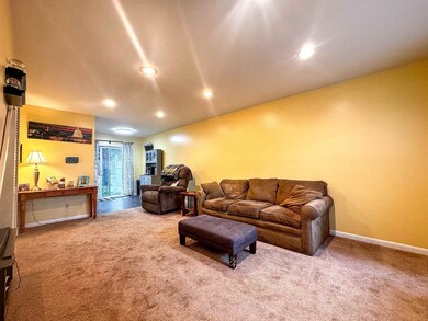 G3 Grandview Dr, South Burlington, VT 05403 - photo 4