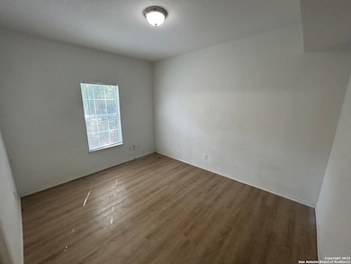 816 Rivas St unit C, San Antonio, TX 78207 - photo 7