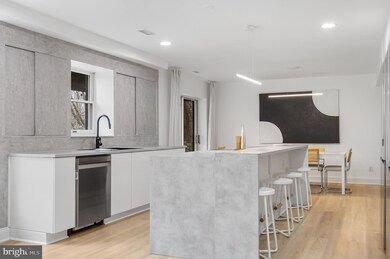 1021 Roxleigh Rd, Towson, MD 21286 - photo 4