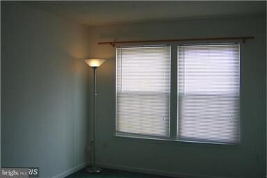 4230 Maple Path Cir, Nottingham, MD 21236 - photo 5