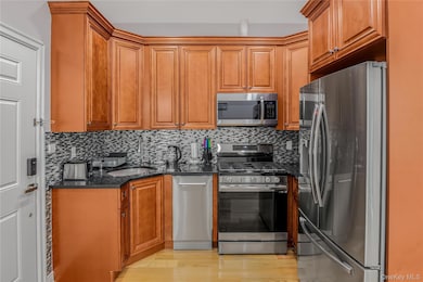 43-47 44th St unit 3F, Sunnyside, NY 11104 - photo 5