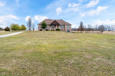 301 Briar Ridge Ct, Nixa, MO 65714 - photo 2