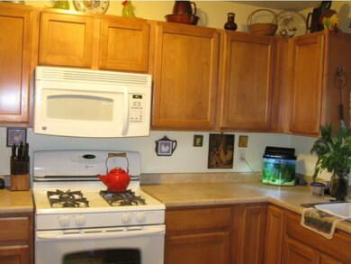 98 Amherst St unit F, Milford, NH 03055 - photo 5