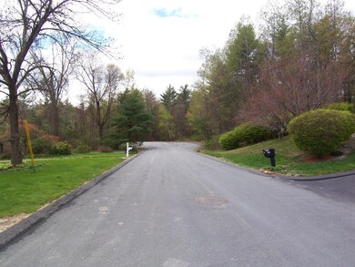 66 Rangers Dr, Hudson, NH 03051 - photo 4