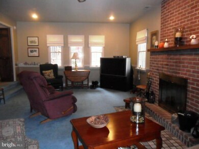 845 Jacks Ln, Orwigsburg, PA 17961 - photo 4
