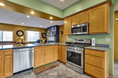 3685 SW Hillcrest Ct, Redmond, OR 97756 - photo 6