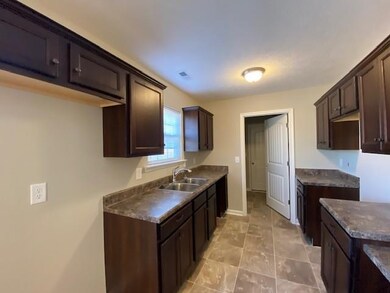 394 Grace Ct, Manchester, TN 37355 - photo 6