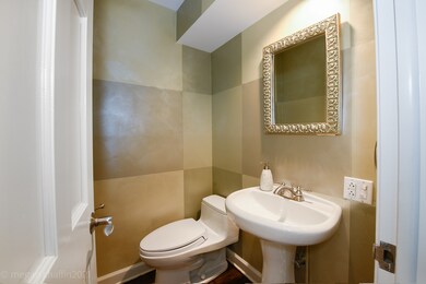 1820 Chestnut Ave unit 1820, Glenview, IL 60025 - photo 7