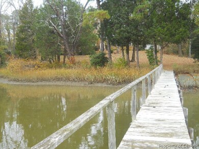 3445 Seawells Point Ln, Hayes, VA 23072 - photo 7