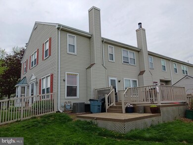 215 Elm St, Reading, PA 19606 - photo 2