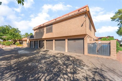 300 Brookside Ln unit D, Las Vegas, NV 89107 - photo 4