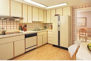 Wellesley Green Condominiums unit 309, Wellesley, MA 02482 - photo 3