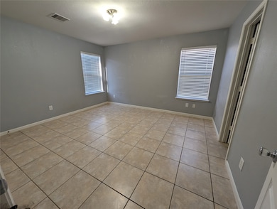 8235 Wooded Terrace Ln, Humble, TX 77338 - photo 7