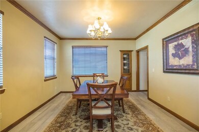 Dining Room great for entertaining!