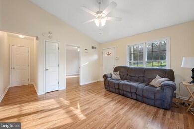 224 Spring Warbler Way, Shepherdstown, WV 25443 - photo 5