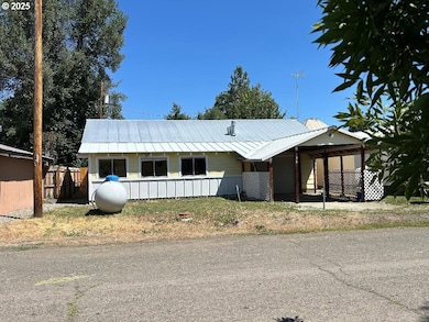 238 W Dawson St, Halfway, OR 97834 - photo 2