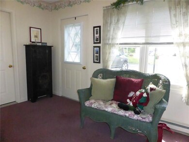 Mud Hall- entry, sitting room