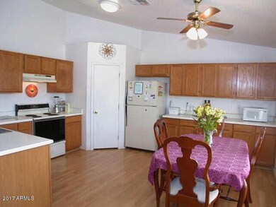 KITCHEN OLD PIC