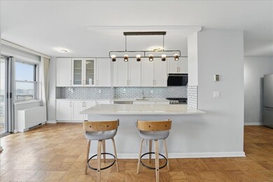 The Versailles unit 18K, West New York, NJ 07093 - photo 4