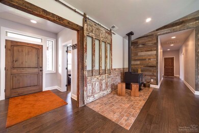 20940 Vail Run Ct, Bend, OR 97702 - photo 4