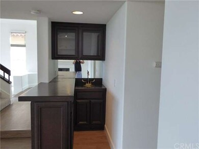 Full wet bar in family room1