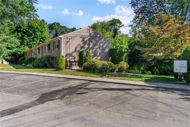 25 Harris Driftway St unit 6, Cranston, RI 02920 - photo 3