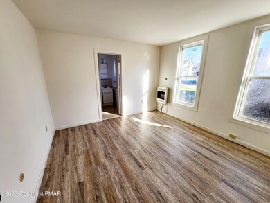 716 W Lackawanna Ave unit BF, Blakely, PA 18447 - photo 6