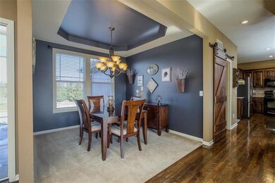 Open Concept floor plan, perfect for entertaining!