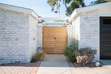 268 Hanover Dr, Costa Mesa, CA 92626 - photo 4