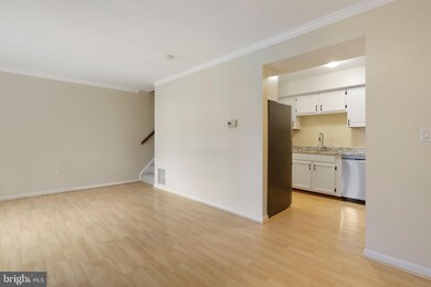 9025 N Laurel Rd unit G, Laurel, MD 20723 - photo 6