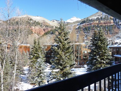 Riverside Balcony East-2