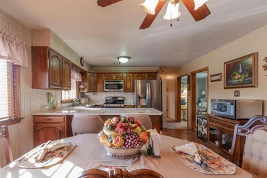 601 E 52nd Place, Merrillville, IN 46410 - photo 5