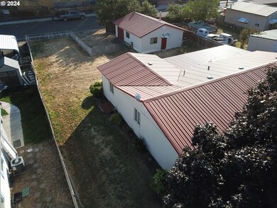 375 W Union Ave, Heppner, OR 97836 - photo 5