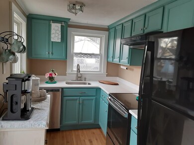 6 Broadview Ave, Nashua, NH 03064 - photo 2