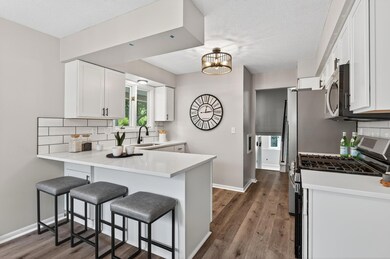 2573 South Ave E, Saint Paul, MN 55109 - photo 2