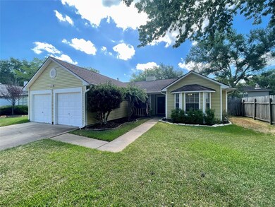 8542 Lake Crystal Dr, Houston, TX 77095 - photo 2