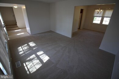 9826 Wolcott Dr, Burke, VA 22015 - photo 5