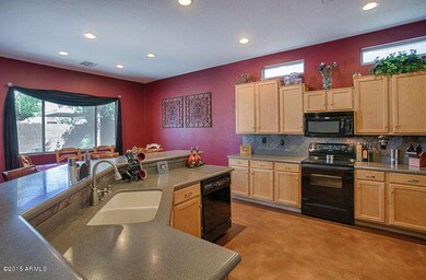 006 Kitchen