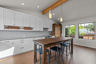 2440 NW Williams Loop, Redmond, OR 97756 - photo 7