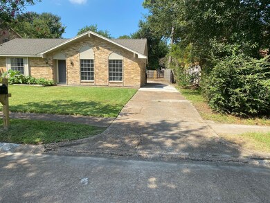 9227 Landwood Dr, Houston, TX 77040 - photo 2