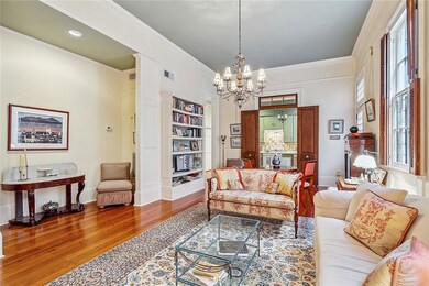 Living space with foyer