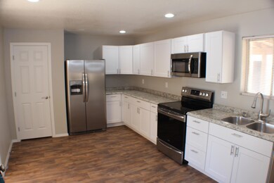 4756 E Greenway St, Mesa, AZ 85205 - photo 5