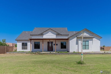 12826 S Greenview Way, Yuma, AZ 85365 - photo 2