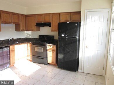 6544 Skylemar Trail, Centreville, VA 20121 - photo 4