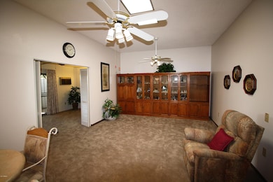 14223 N Palm Ridge Dr W, Sun City, AZ 85351 - photo 5