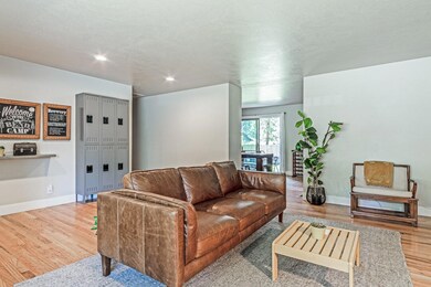 1749 NE 11th MLS-32