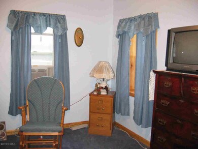 12 Lexington Ave, Glens Falls, NY 12801 - photo 7