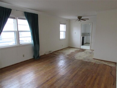 516 30th St SE, Cedar Rapids, IA 52403 - photo 5